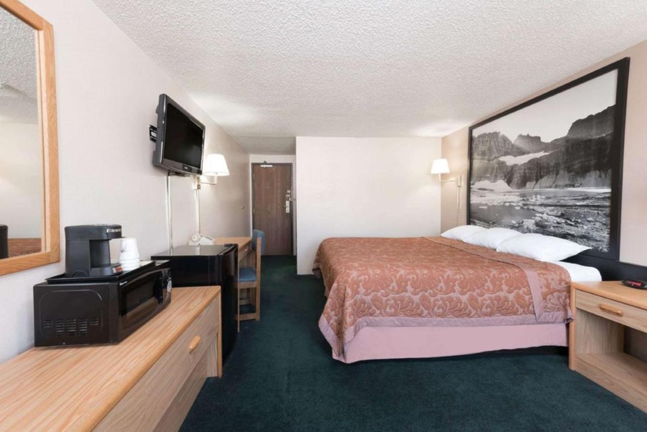 Glendive Lodge Eksteriør billede