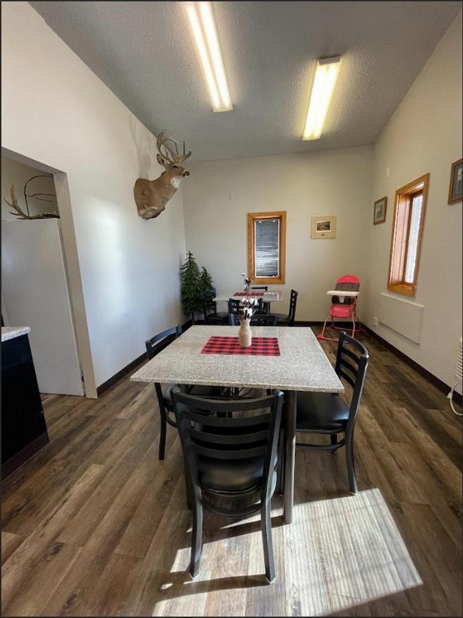 Glendive Lodge Eksteriør billede